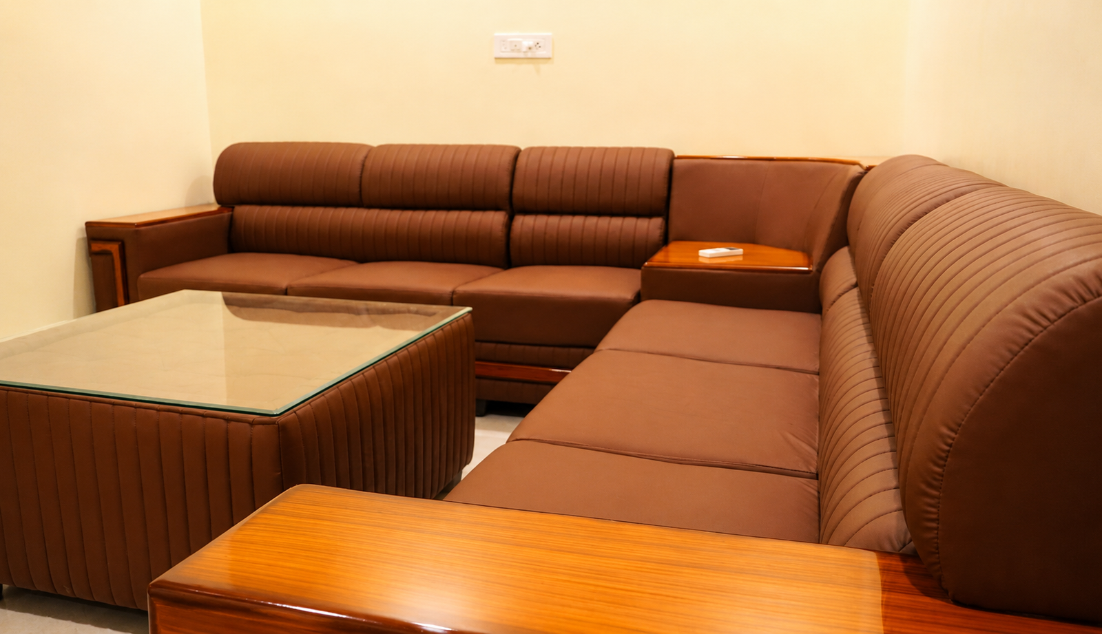 Suite Room - Luxury Living Room